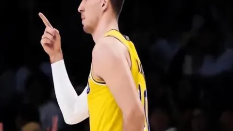 周二014英冠赛事：南安普顿对女王巡游专家推荐分析